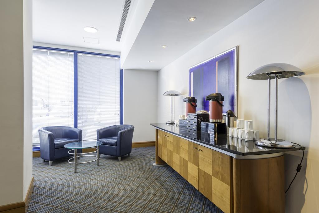 Best Western London Heathrow Ariel Hotel Χίλινγκτον Εξωτερικό φωτογραφία